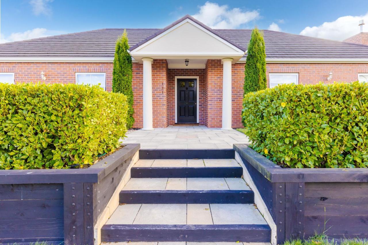 Sweet Magnolia 1 Or 2 Bedroom Suite St Kilda Cambridge With Complimentary Continental Breakfast Exterior foto